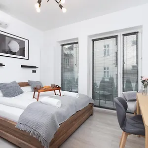  Apartment Modern Cracow Rakowicka 14 By Renters